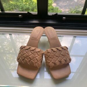 H&M Tan Woven Slide Sandals size 37